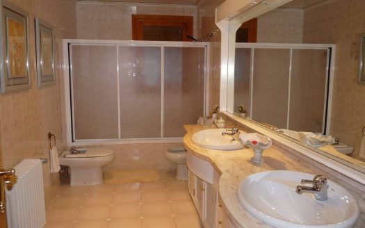 Chalet 060 en la urbanizacion del Navarro