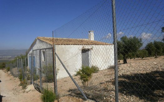 Casa de aperos en carretera Biar-Bañeres