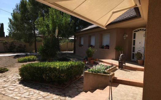 Chalet 162 En Benejama con piscina y pinada