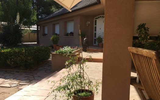 Chalet 162 En Benejama con piscina y pinada