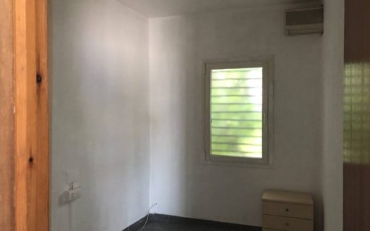 C 110 CASA CON PISCINA, NAVE, HUERTO ETC