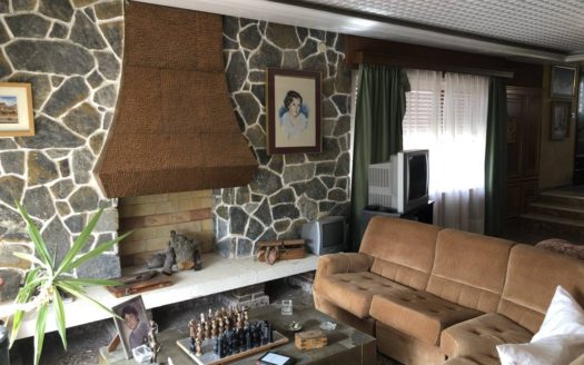 Chalet 177 con piscina a 1km de Villena