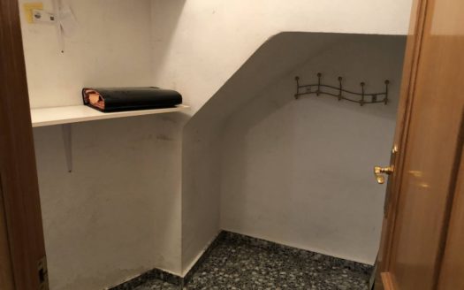 C 255 Casa con terraza y patio