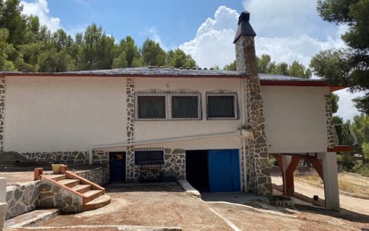 F 012 Finca en la zona de monte en Castalla.