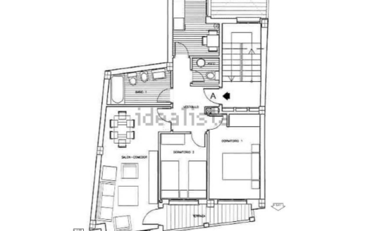 Edificio entero a estrenar con local de 50m2, trastero, piso de 2 habitaciones y un piso duplex 2 hab mas buhardilla enorme con baño