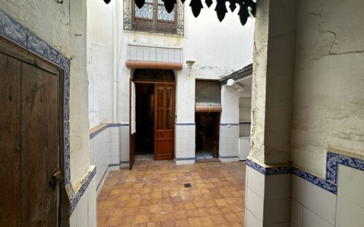 C324 Casa Modernista en Caudete