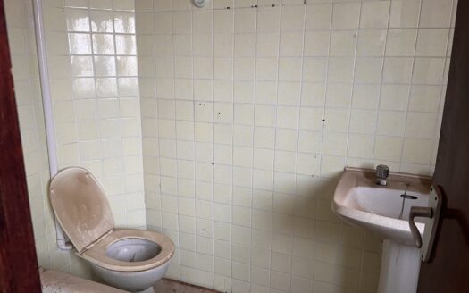 C 298 Venta de casa a reformar en centro del pueblo de Biar