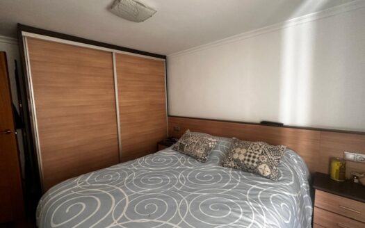 C 259 Venta casa de dos plantas primera reformada y planta segunda diafana.