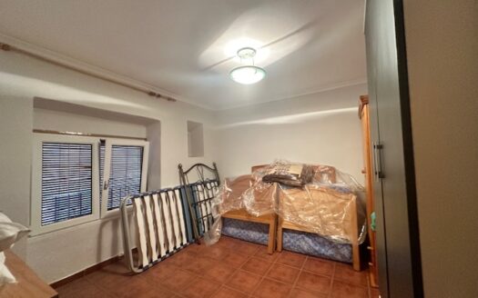 C 334 Venta de casa en Biar