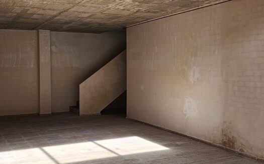 L 113 Se vende Local nuevo en Elda (Alicante)