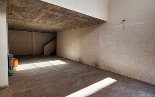 L 113 Se vende Local nuevo en Elda (Alicante)