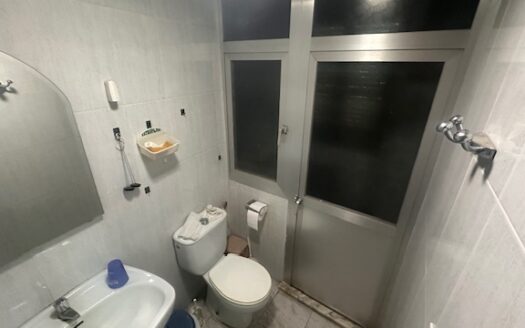 L 114 Venta de local en pleno centro de Villena