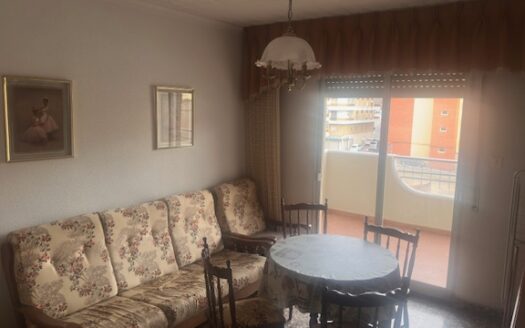 P 369 Venta de piso en Biar (Alicante)