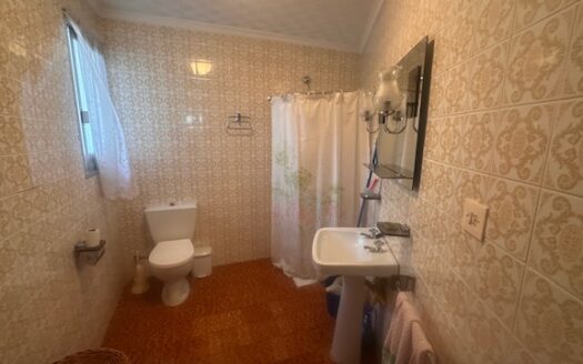 P 369 Venta de piso en Biar (Alicante)