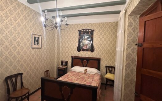 C 342 Venta de Casa en Biar en el casco historico.