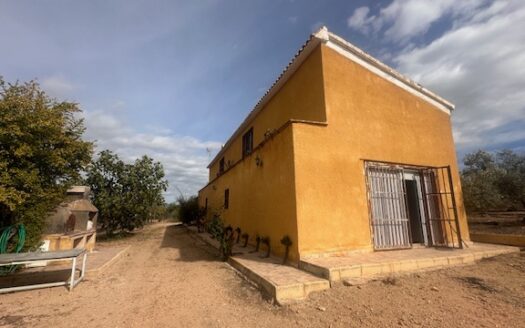 Chalet 008 Se vende inmueble en Ibi (Alicante)