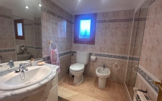 C 344 Casa de pueblo en venta en Calle Gordet s/n, Biar