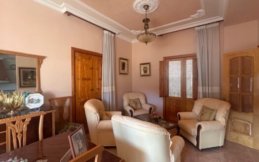 C 344 Casa de pueblo en venta en Calle Gordet s/n, Biar