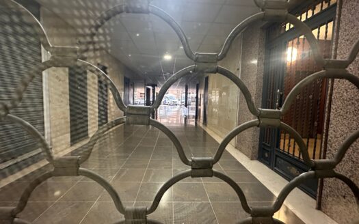 Local en Villena perfecto para empezar un negocio en pleno Paseo Chapi