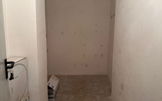 P 372 Venta de Piso en Biar (Alicante)