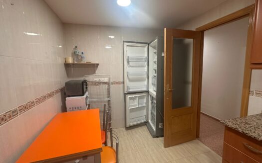 P 372 Venta de Piso en Biar (Alicante)