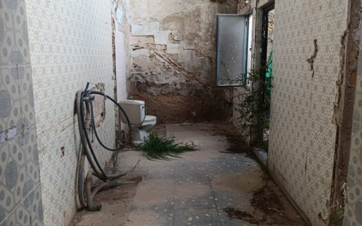 C346 Casa a reformar de una planta en Villena