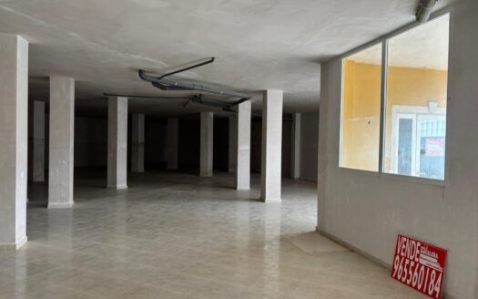 Local 115 en Biar de 197m2
